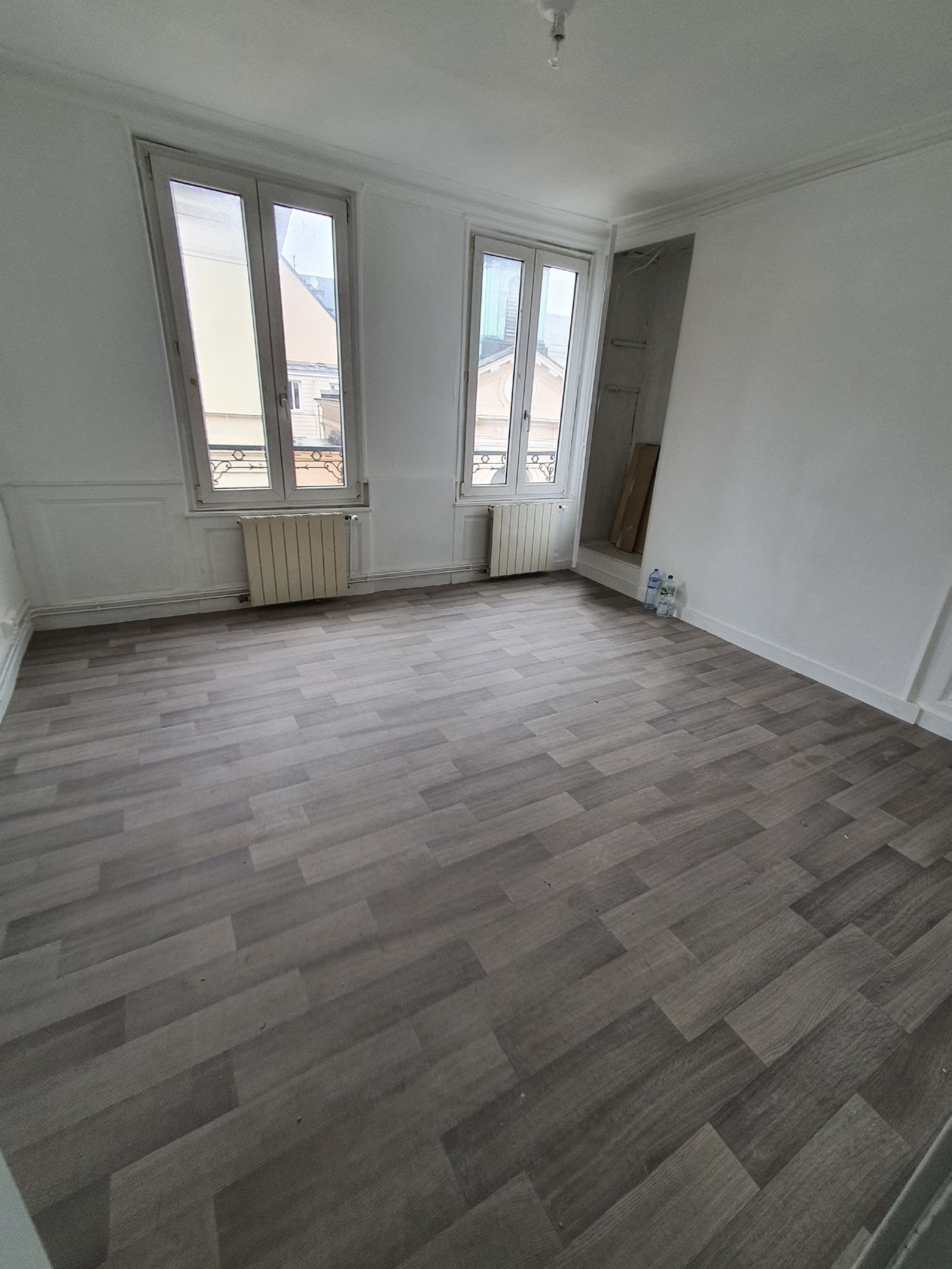 Séjour — F2 Rue Duguay Trouin, Rouen